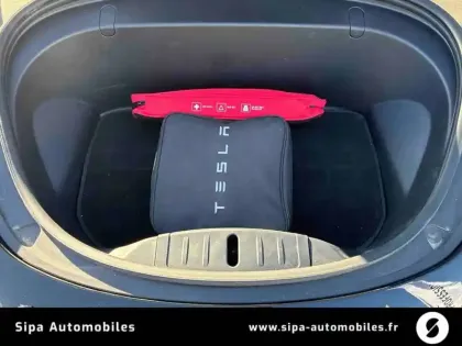 Photo 20 Tesla Model 3  Long-Range RWD
