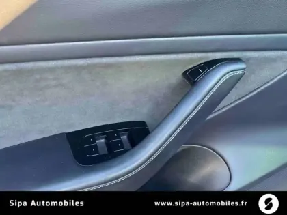 Photo 26 Tesla Model 3  Long-Range RWD