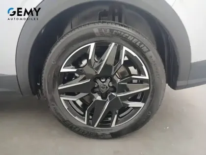 Photo 10 Peugeot 5008  Hybrid 145 ch e-DCS6