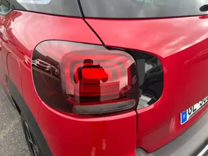 Photo 16 Citroën C3 Aircross  PureTech 110 S&S BVM6
