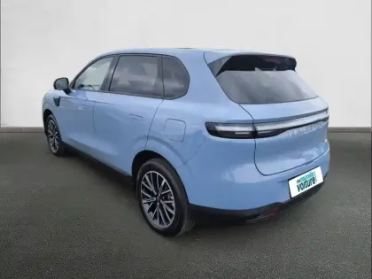 Photo 6 Leapmotor B10  REEV 18.8 kWh - 160 kW
