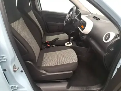 Photo 22 Renault Twingo  III E-Tech