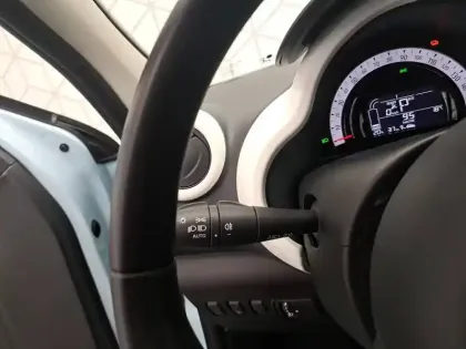 Photo 27 Renault Twingo  III E-Tech
