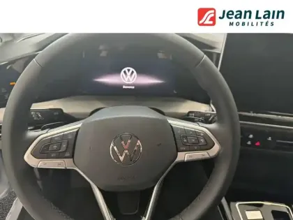 Photo 11 Volkswagen Golf  1.5 eTSI EVO2 116 DSG7