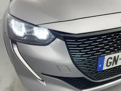 Photo 30 Peugeot 208  Electrique 50 kWh 136ch