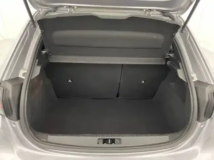 Photo 12 Peugeot 208  Electrique 50 kWh 136ch