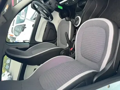 Photo 11 Renault Twingo  III SCe 65