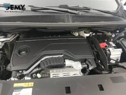 Photo 11 Peugeot 3008  Hybrid 145 e-DCS6