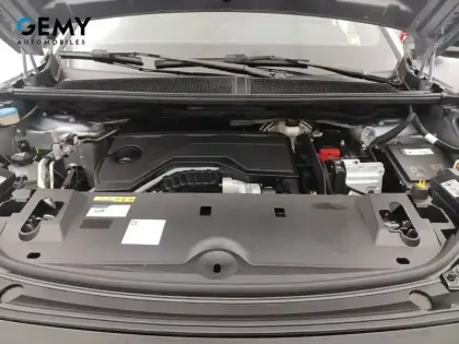 Photo 15 Peugeot 5008  Hybrid 145 ch e-DCS6