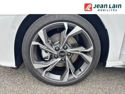 Photo 16 Audi A3  Sportback TFSI e Hybride rechargeable 204 S tronic 6