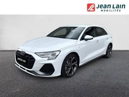 Photo 8 Audi A3  Sportback TFSI e Hybride rechargeable 204 S tronic 6