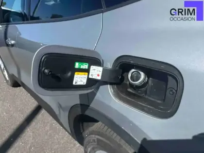 Photo 19 Ford Kuga  2.5 Duratec 180 ch FlexiFuel FHEV E85 Powershift