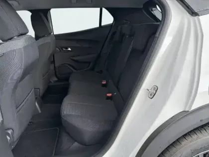 Photo 11 Peugeot 2008  PureTech 100 S&S BVM6