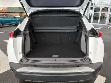 Photo 5 Peugeot 2008  PureTech 100 S&S BVM6