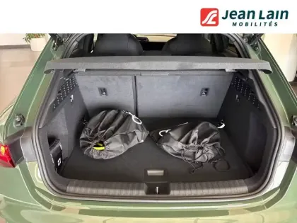 Photo 9 Audi A3  Sportback TFSI e Hybride rechargeable 204 S tronic 6