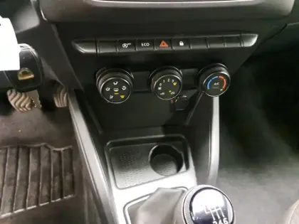 Photo 34 Dacia Duster  TCe 90 FAP 4x2