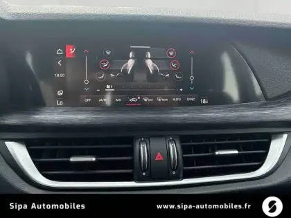 Photo 16 Alfa Romeo Stelvio  2.2 190 ch Q4 AT8