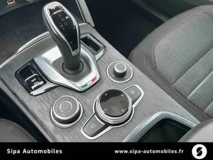 Photo 25 Alfa Romeo Stelvio  2.2 190 ch Q4 AT8