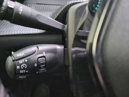 Photo 34 Peugeot 208  Electrique 50 kWh 136ch