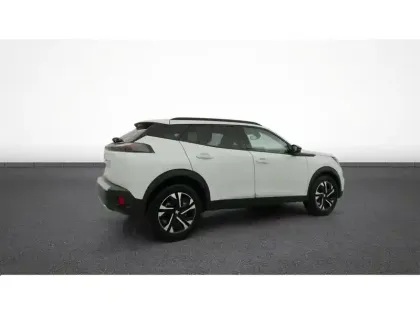Photo 8 Peugeot 2008  PureTech 130 S&S EAT8