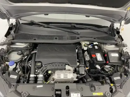 Photo 20 Peugeot 208  PureTech 100 S&S BVM6