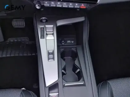 Photo 13 Peugeot 308  PHEV 180 e-EAT8