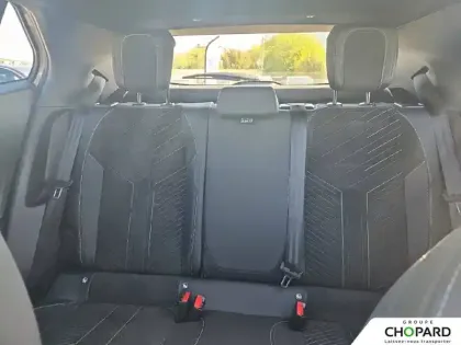 Photo 35 Peugeot 2008  Hybrid 145 ch e-DCS6
