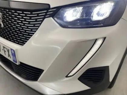 Photo 30 Peugeot 2008  BlueHDi 130 S&S EAT8