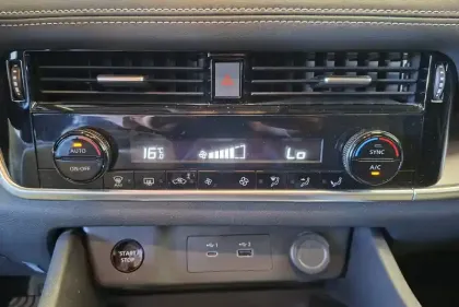 Photo 48 Nissan X-trail  e-POWER 204 ch