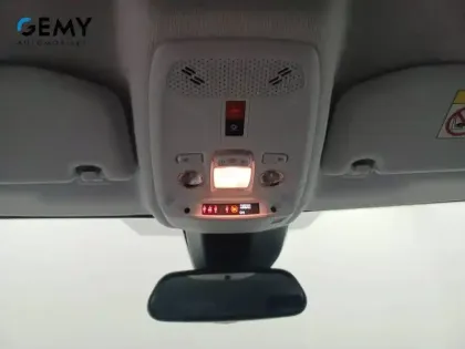 Photo 20 Peugeot 208  Hybrid 100 e-DCS6