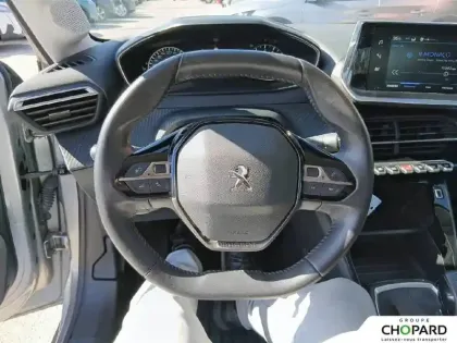 Photo 15 Peugeot 208  PureTech 75 S&S BVM5