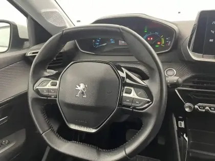 Photo 28 Peugeot 208  Electrique 50 kWh 136ch