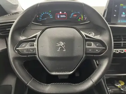 Photo 22 Peugeot 208  Electrique 50 kWh 136ch