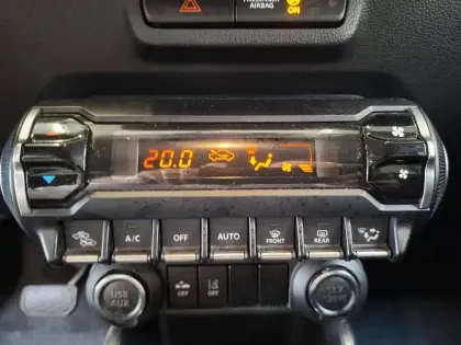 Photo 19 Suzuki Ignis  1.2 Dualjet Hybrid Auto CVT
