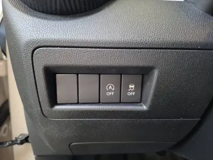 Photo 10 Suzuki Ignis  1.2 Dualjet Hybrid Auto CVT