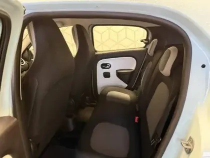 Photo 11 Renault Twingo  III SCe 65