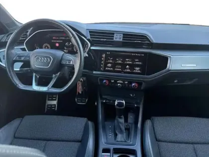 Photo 7 Audi Q3 35 TFSI 150 ch S tronic 7 S line