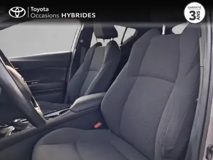 Photo 10 Toyota C-HR  122h Design 2WD E-CVT RC18