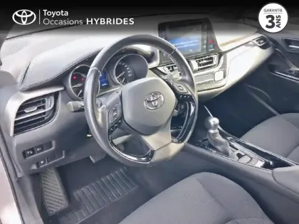Photo 8 Toyota C-HR  122h Design 2WD E-CVT RC18