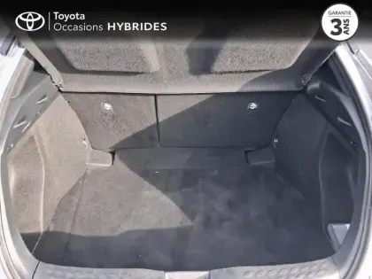 Photo 9 Toyota C-HR  122h Design 2WD E-CVT RC18