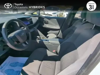 Photo 10 Toyota C-HR  2.0 Hybride 200ch Design MY25