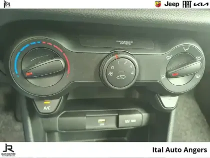 Photo 13 Kia Picanto  1.0 DPi 67ch Active