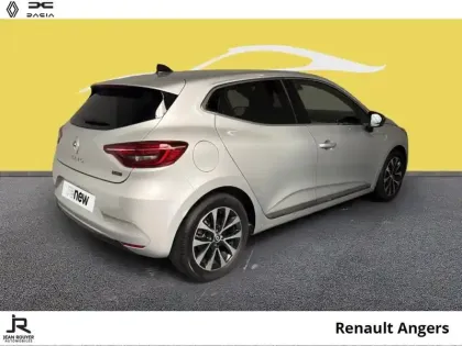 Photo 12 Renault Clio  1.6 E-Tech hybride 145ch Techno