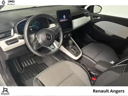 Photo 14 Renault Clio  1.6 E-Tech hybride 145ch Techno