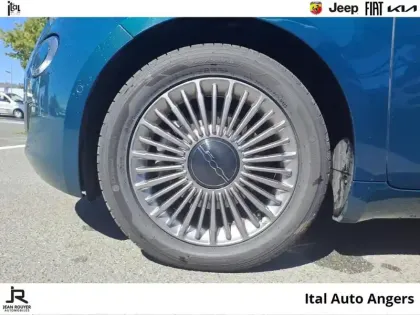 Photo 10 Fiat 500  e 118ch Pack Confort & Style MY23