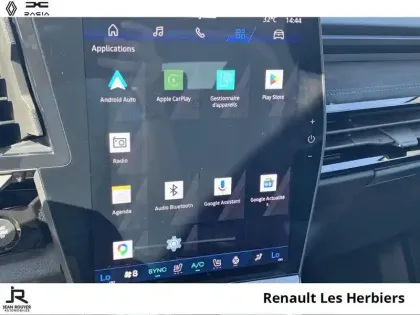 Photo 14 Renault Austral  1.2 E-Tech full hybrid 200ch esprit Alpine - 26