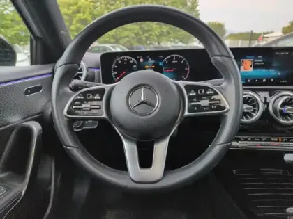 Photo 13 Mercedes Classe A  180 d 116ch Progressive Line 7G-DCT