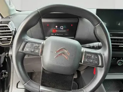 Photo 11 Citroën C4  BlueHDi 110ch S&S Feel