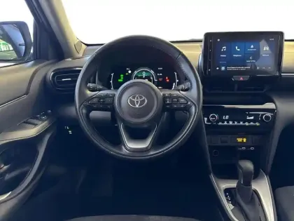 Photo 14 Toyota Yaris  Cross 116h Dynamic MC24