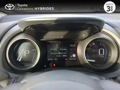 Photo 13 Toyota Yaris  Cross 116h Dynamic MY22